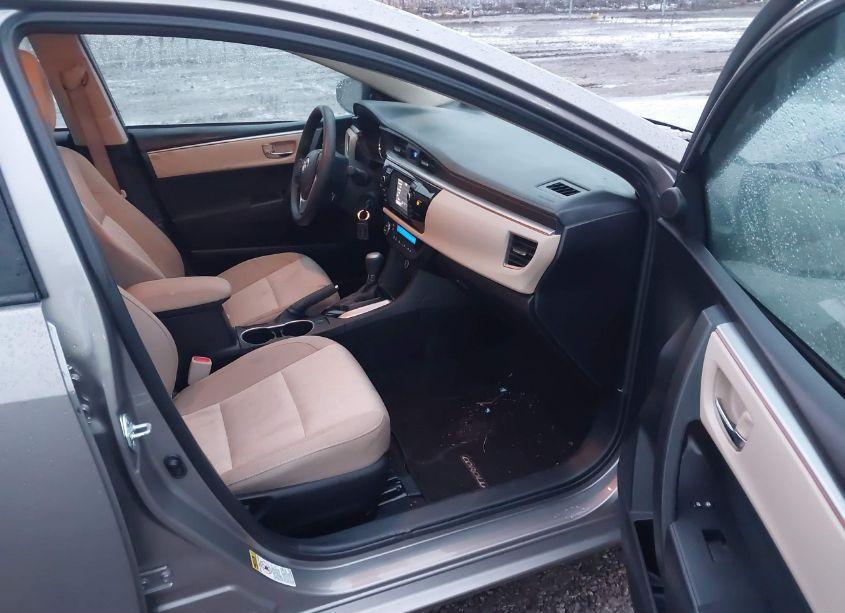 Photo 5 of 2015 Toyota Corolla LE (VIN 2T1BURHE7FC268253)