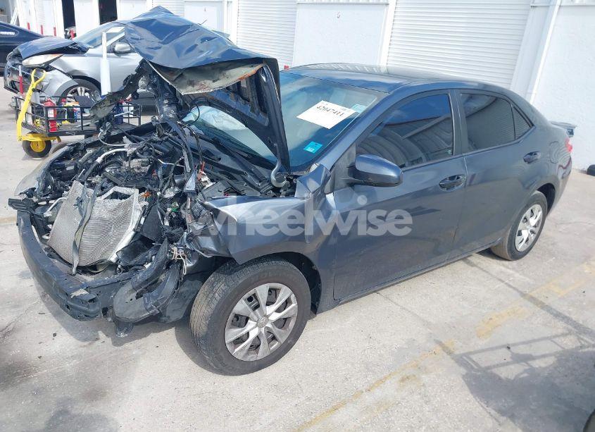 Photo 2 of 2015 Toyota Corolla L (VIN 2T1BURHE7FC278832)