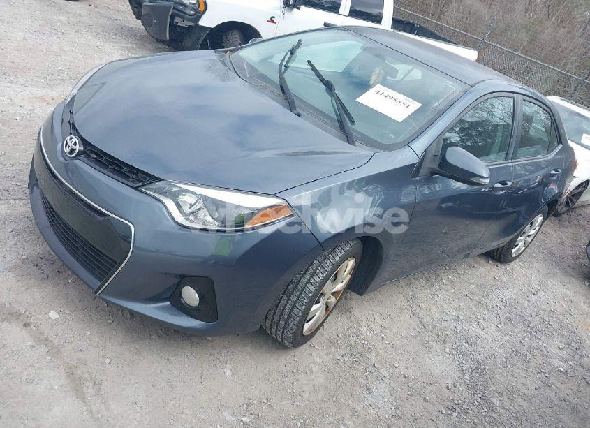 Photo 2 of 2015 Toyota Corolla S (VIN 2T1BURHE7FC302823)