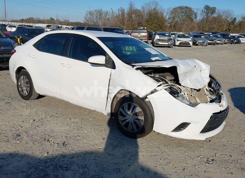 2015 Toyota Corolla L (VIN 2T1BURHE7FC321002) main photo