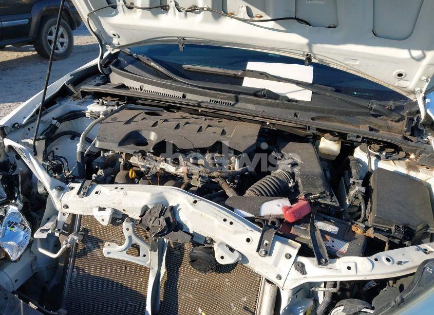 Photo 10 of 2015 Toyota Corolla L (VIN 2T1BURHE7FC321002)