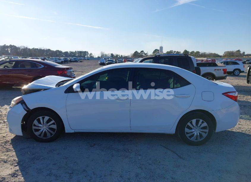 Photo 14 of 2015 Toyota Corolla L (VIN 2T1BURHE7FC321002)
