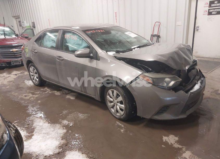 2015 Toyota Corolla LE (VIN 2T1BURHE7FC335109) main photo