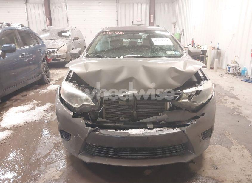 Photo 12 of 2015 Toyota Corolla LE (VIN 2T1BURHE7FC335109)