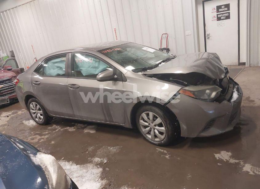 Photo 13 of 2015 Toyota Corolla LE (VIN 2T1BURHE7FC335109)