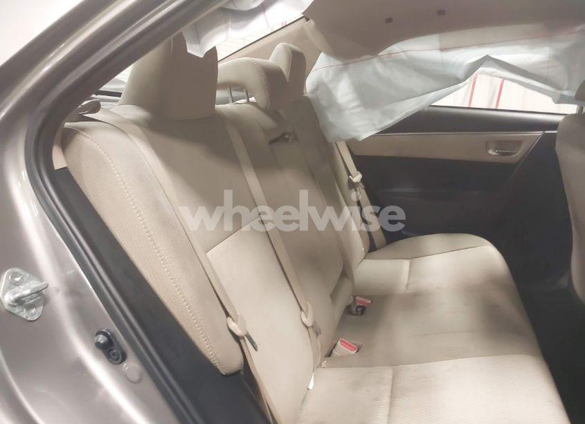 Photo 8 of 2015 Toyota Corolla LE (VIN 2T1BURHE7FC335109)