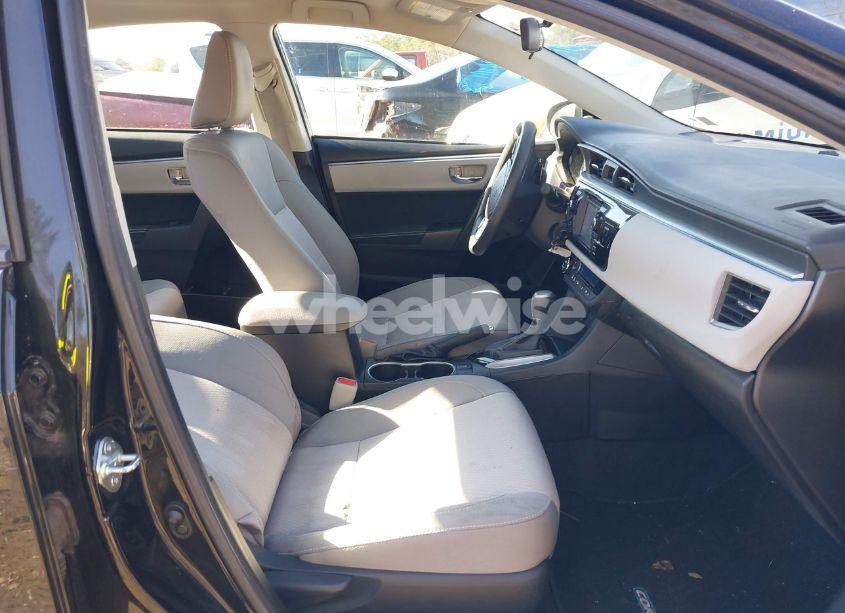 Photo 5 of 2015 Toyota Corolla LE (VIN 2T1BURHE7FC351116)