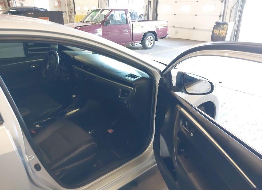 Photo 5 of 2015 Toyota Corolla S PLUS (VIN 2T1BURHE7FC360463)