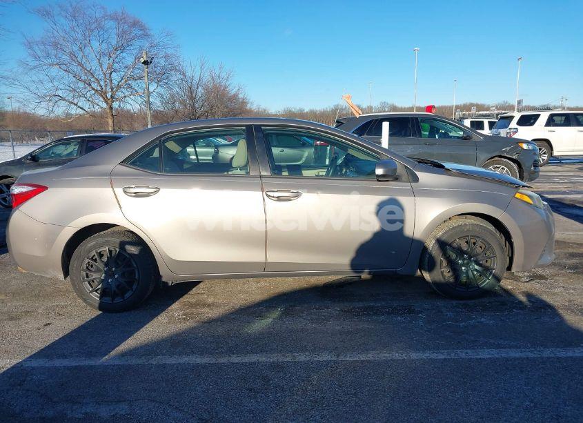 Photo 13 of 2015 Toyota Corolla LE (VIN 2T1BURHE7FC373598)