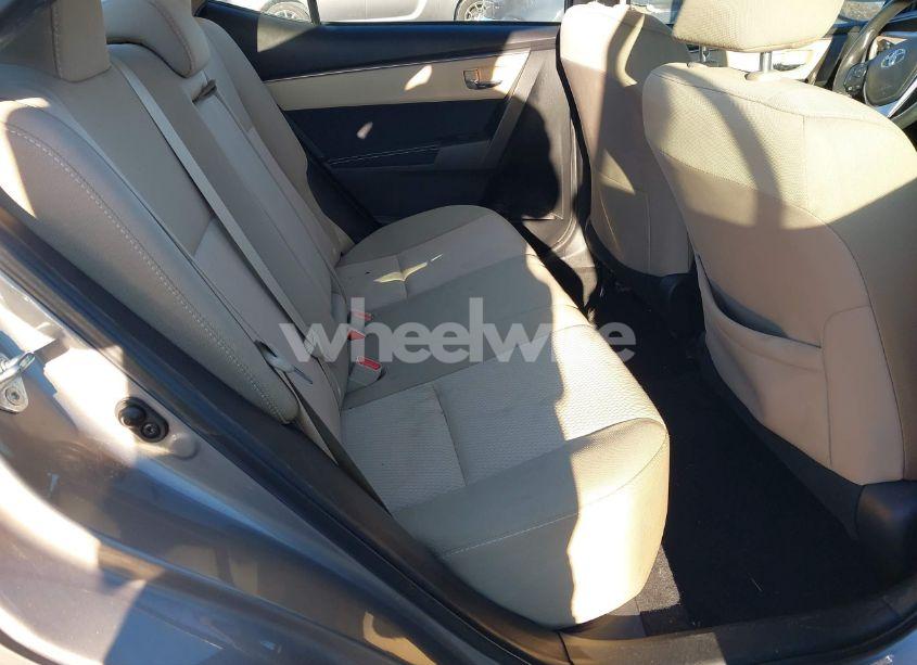 Photo 8 of 2015 Toyota Corolla LE (VIN 2T1BURHE7FC373598)