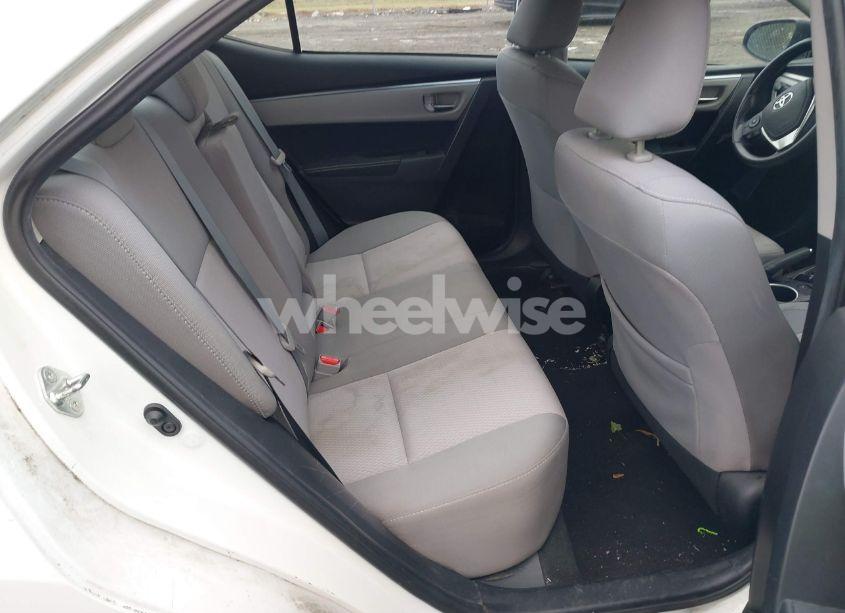 Photo 8 of 2015 Toyota Corolla LE (VIN 2T1BURHE7FC382155)