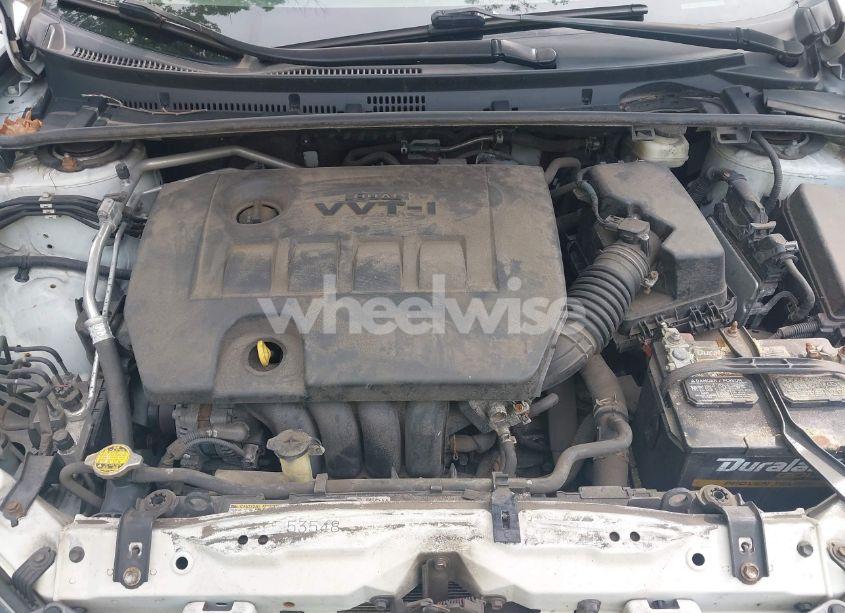 Photo 10 of 2015 Toyota Corolla LE (VIN 2T1BURHE7FC422900)