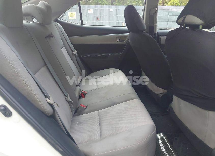 Photo 8 of 2015 Toyota Corolla LE (VIN 2T1BURHE7FC422900)