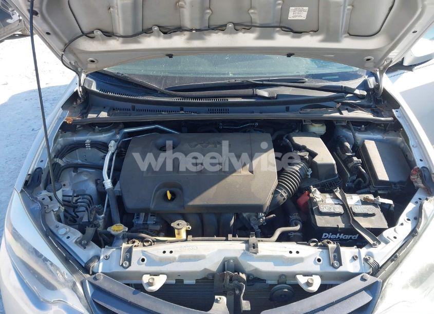 Photo 10 of 2015 Toyota Corolla LE (VIN 2T1BURHE7FC450082)