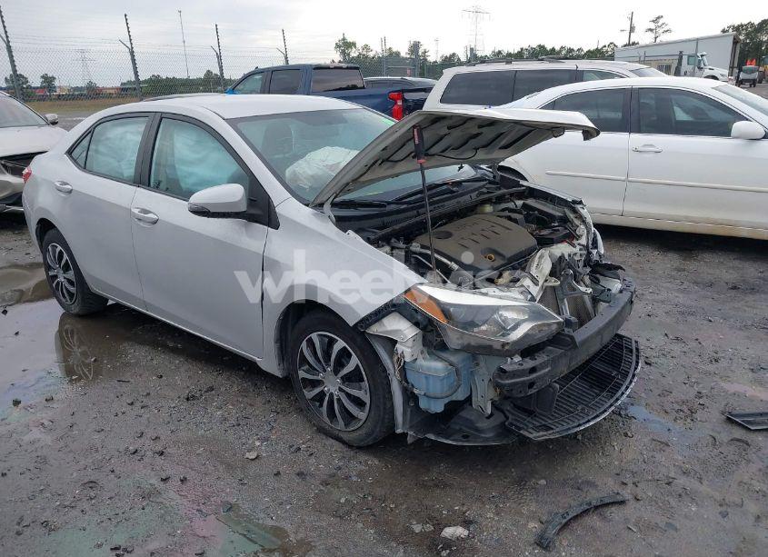 2015 Toyota Corolla LE (VIN 2T1BURHE7FC458490) main photo