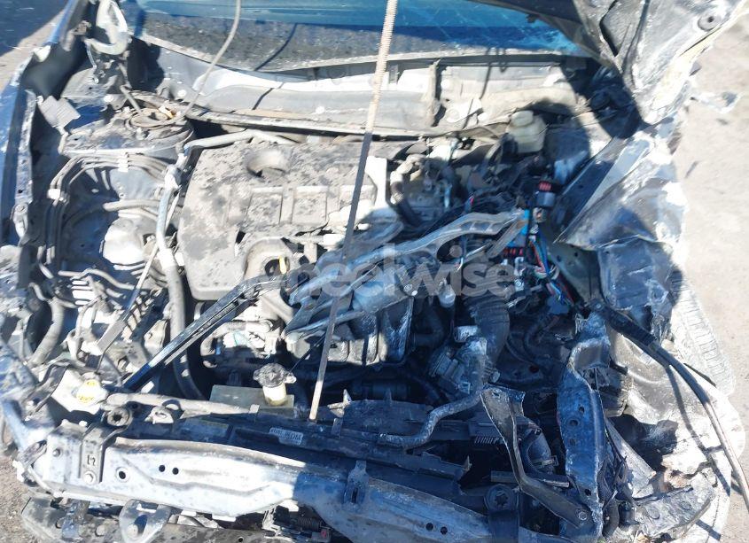 Photo 10 of 2016 Toyota Corolla LE (VIN 2T1BURHE7GC522187)