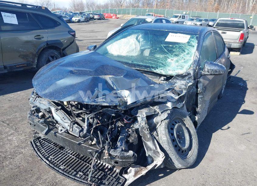 Photo 6 of 2016 Toyota Corolla LE (VIN 2T1BURHE7GC522187)