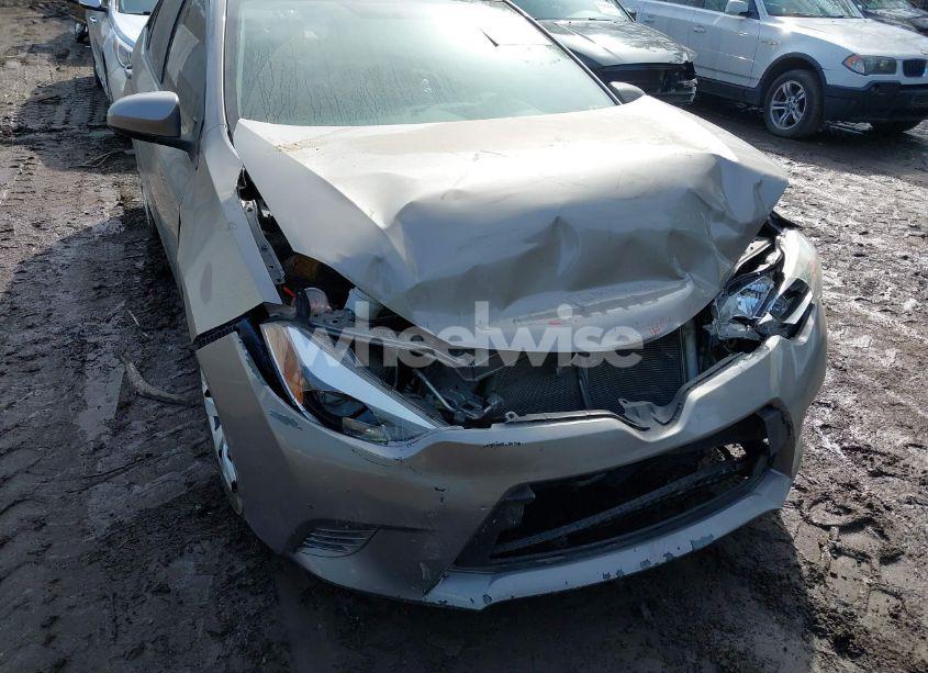 Photo 6 of 2016 Toyota Corolla LE (VIN 2T1BURHE7GC525624)