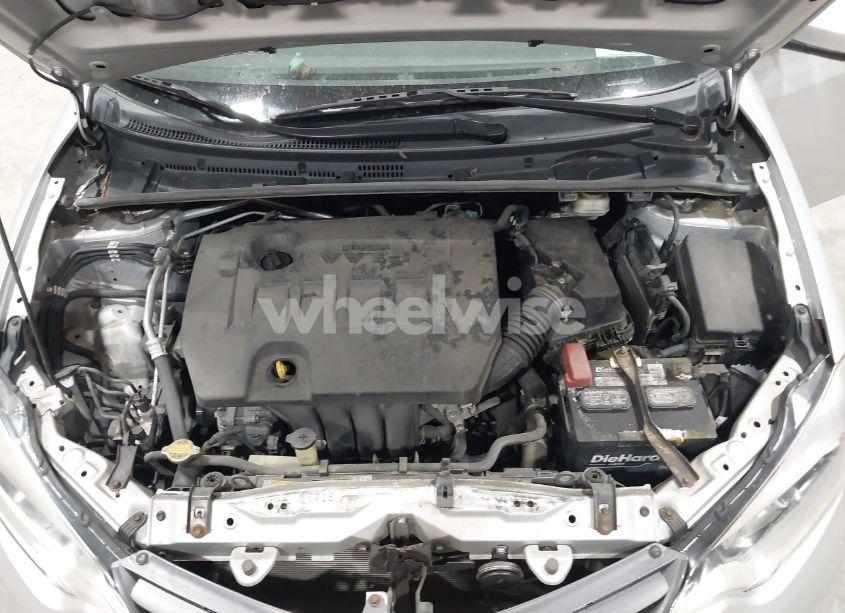 Photo 10 of 2016 Toyota Corolla LE (VIN 2T1BURHE7GC533268)