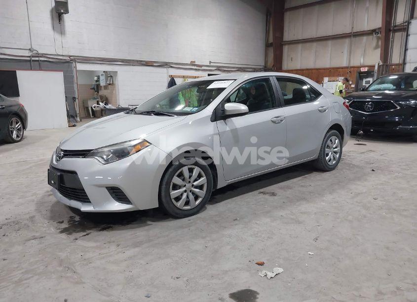 Photo 2 of 2016 Toyota Corolla LE (VIN 2T1BURHE7GC533268)