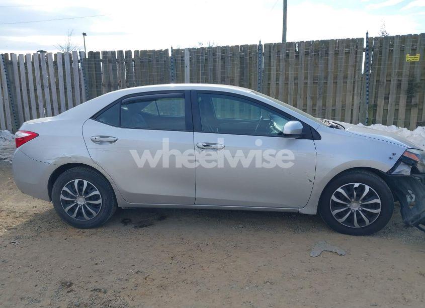 Photo 13 of 2016 Toyota Corolla LE (VIN 2T1BURHE7GC539393)