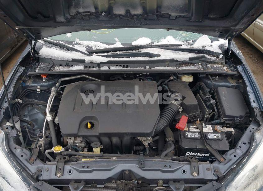 Photo 10 of 2016 Toyota Corolla LE (VIN 2T1BURHE7GC542567)