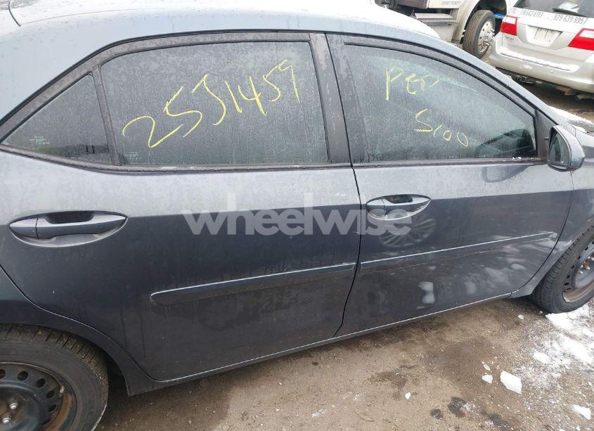 Photo 12 of 2016 Toyota Corolla LE (VIN 2T1BURHE7GC542567)