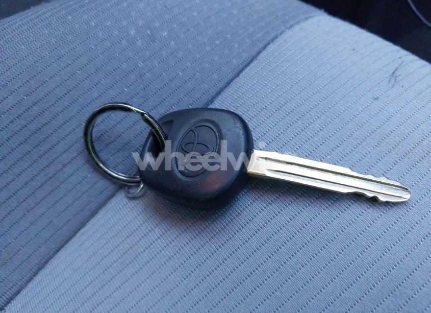 Photo 11 of 2016 Toyota Corolla L (VIN 2T1BURHE7GC557005)