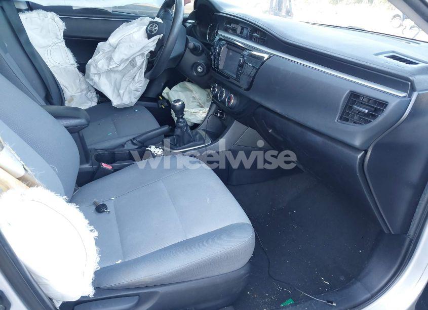 Photo 5 of 2016 Toyota Corolla L (VIN 2T1BURHE7GC557005)