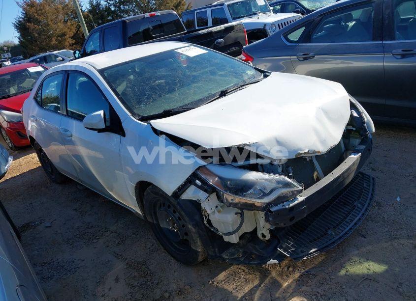 2016 Toyota Corolla LE (VIN 2T1BURHE7GC582826) main photo