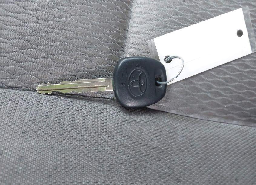 Photo 11 of 2016 Toyota Corolla LE (VIN 2T1BURHE7GC589324)