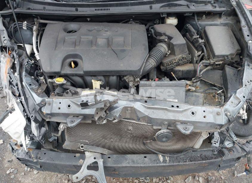 Photo 10 of 2016 Toyota Corolla LE (VIN 2T1BURHE7GC604761)