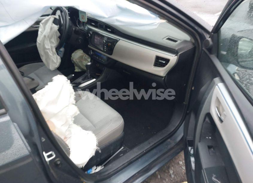 Photo 5 of 2016 Toyota Corolla LE (VIN 2T1BURHE7GC604761)