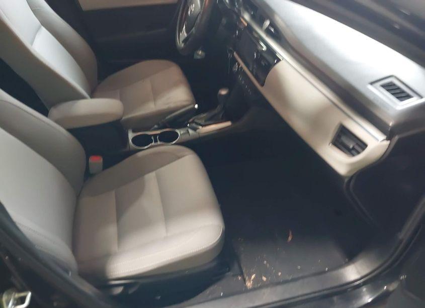 Photo 5 of 2016 Toyota Corolla LE (VIN 2T1BURHE7GC606316)