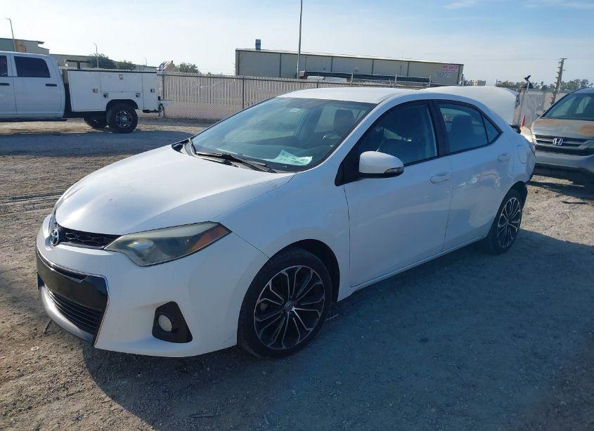 Photo 2 of 2016 Toyota Corolla S PLUS (VIN 2T1BURHE7GC606638)