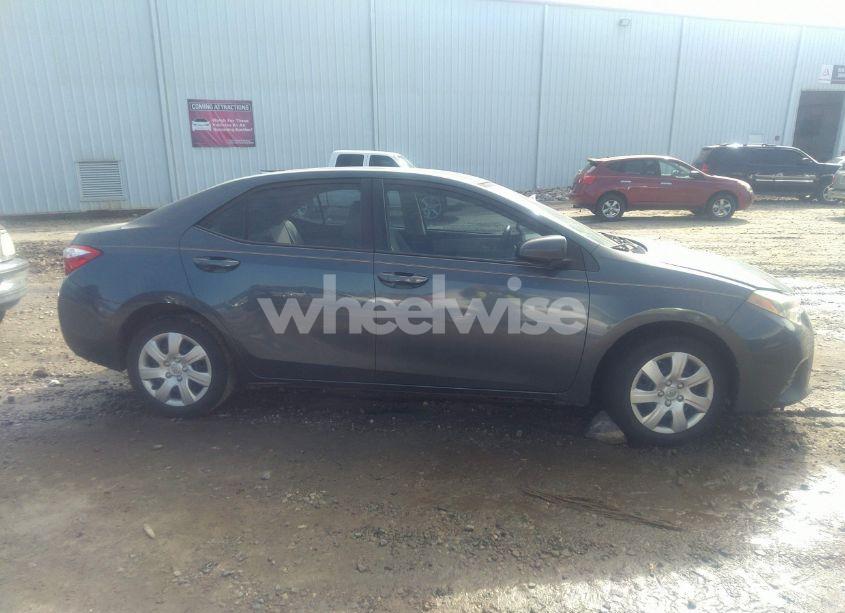 Photo 13 of 2016 Toyota Corolla LE (VIN 2T1BURHE7GC607918)