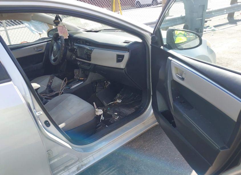 Photo 5 of 2016 Toyota Corolla LE (VIN 2T1BURHE7GC616859)