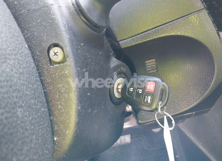 Photo 11 of 2016 Toyota Corolla LE (VIN 2T1BURHE7GC620765)