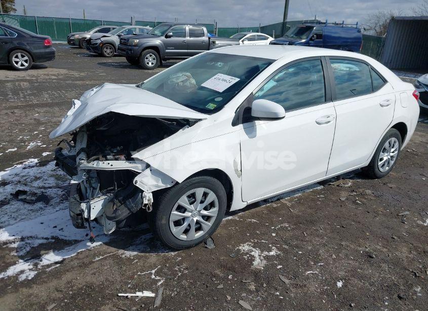 Photo 2 of 2016 Toyota Corolla L (VIN 2T1BURHE7GC674597)