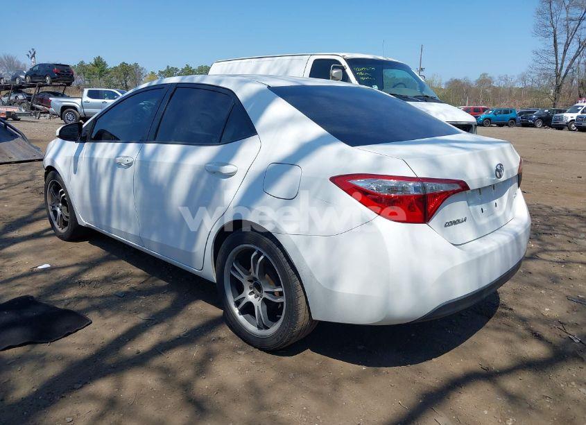 Photo 3 of 2016 Toyota Corolla LE (VIN 2T1BURHE7GC679492)