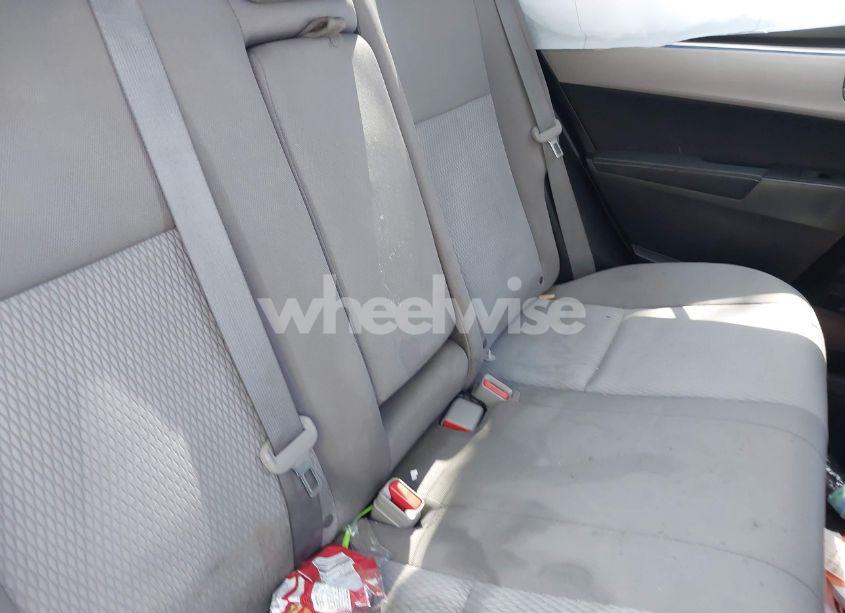 Photo 8 of 2016 Toyota Corolla LE (VIN 2T1BURHE7GC679492)