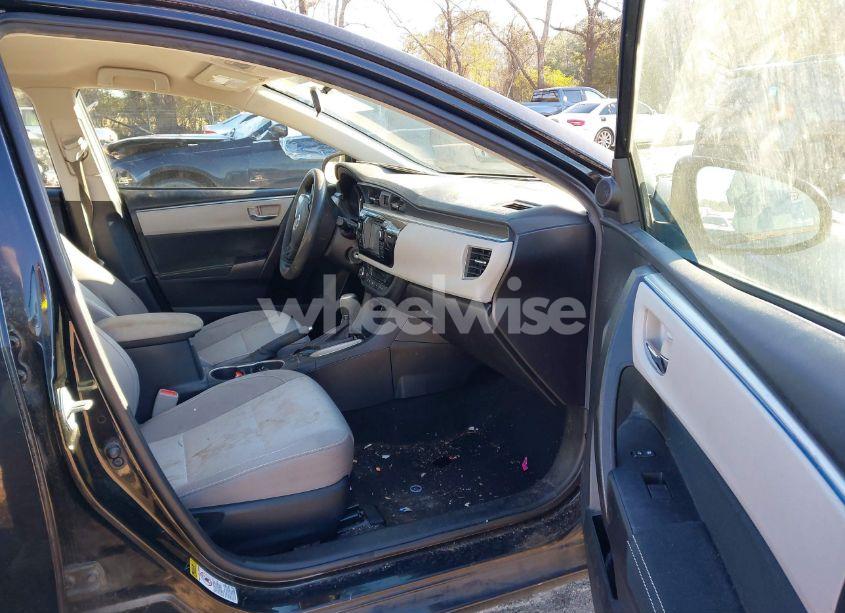 Photo 5 of 2016 Toyota Corolla LE (VIN 2T1BURHE7GC716010)