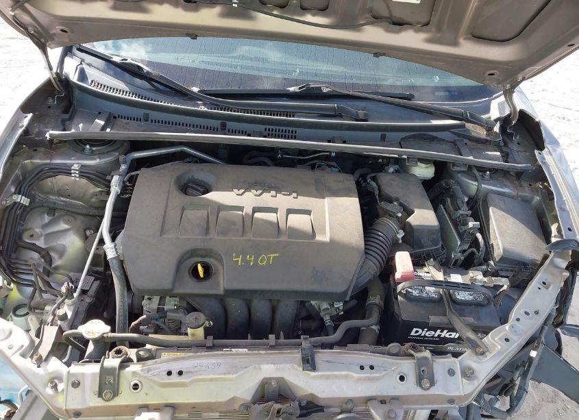 Photo 10 of 2016 Toyota Corolla LE (VIN 2T1BURHE7GC718792)