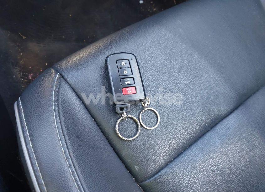 Photo 11 of 2016 Toyota Corolla S PREMIUM (VIN 2T1BURHE7GC722826)