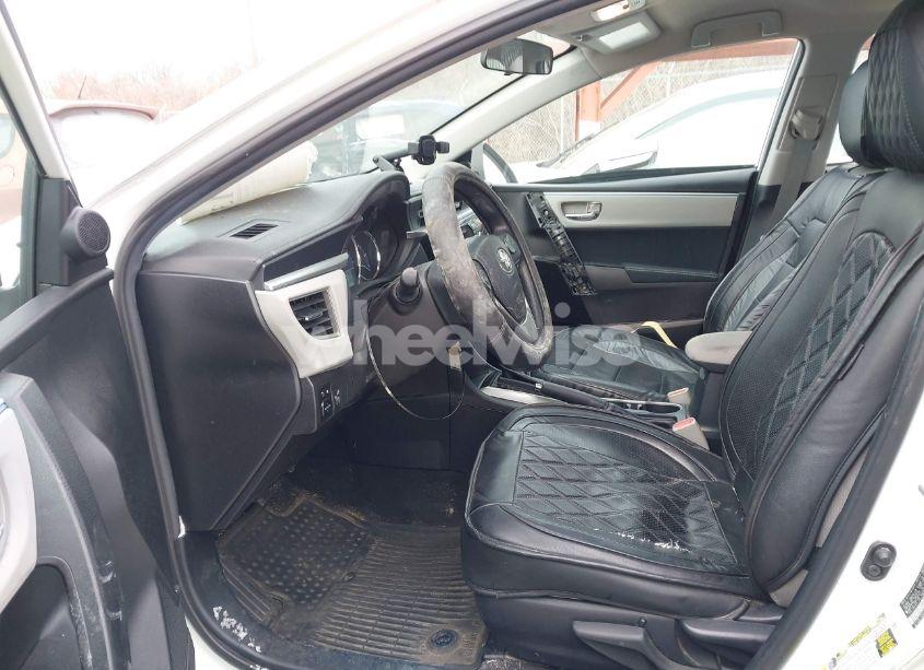 Photo 5 of 2016 Toyota Corolla LE (VIN 2T1BURHE7GC730716)