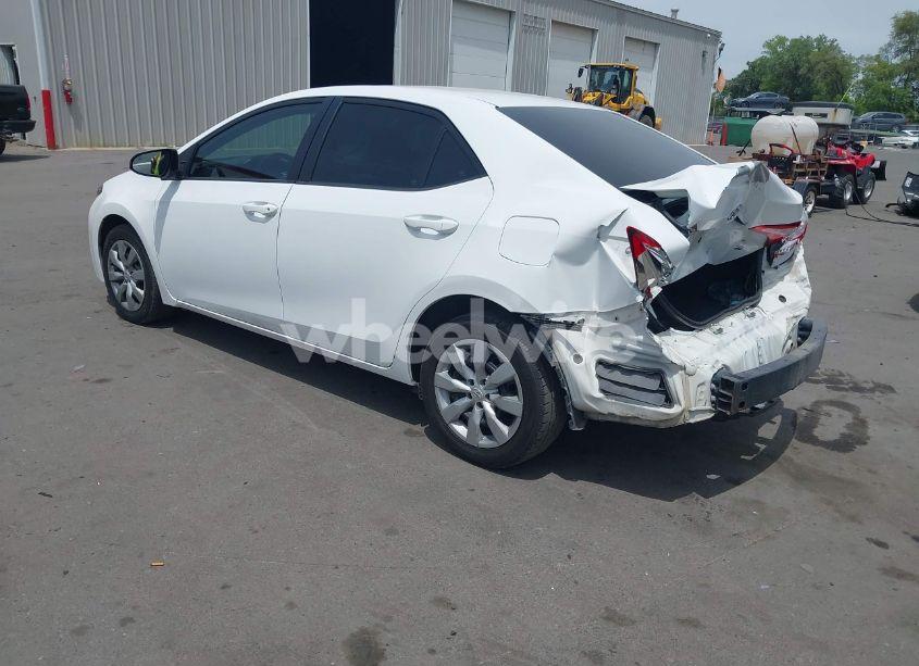 Photo 3 of 2016 Toyota Corolla LE (VIN 2T1BURHE7GC733759)