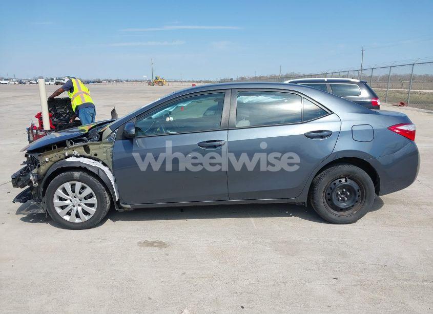 Photo 14 of 2016 Toyota Corolla LE (VIN 2T1BURHE7GC737214)