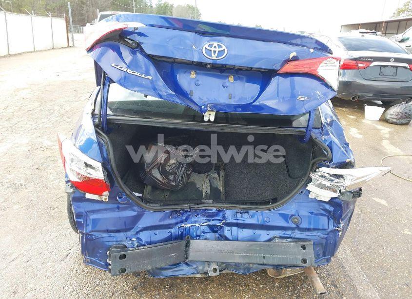 Photo 6 of 2017 Toyota Corolla SE (VIN 2T1BURHE7HC747663)