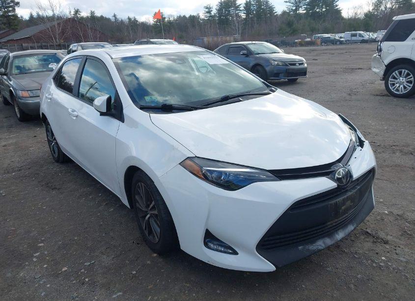 Photo 13 of 2017 Toyota Corolla L/LE/XLE/SE/XSE (VIN 2T1BURHE7HC748473)