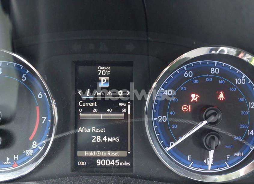 Photo 7 of 2017 Toyota Corolla SE (VIN 2T1BURHE7HC753429)